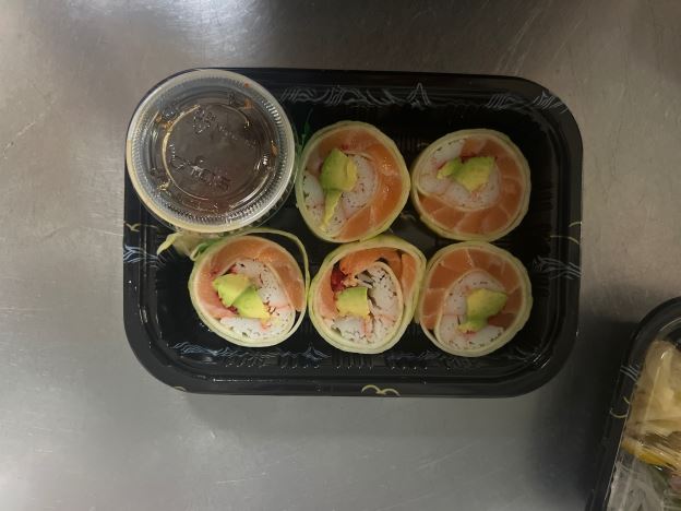 Best Salmon Naruto Roll in Queens, NY