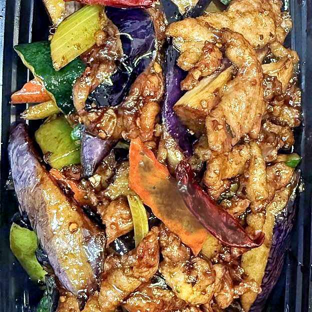 Best D4 茄子肉丝 Eggplant Pork With Spicy Garlic Sauce in South San Francisco, CA
