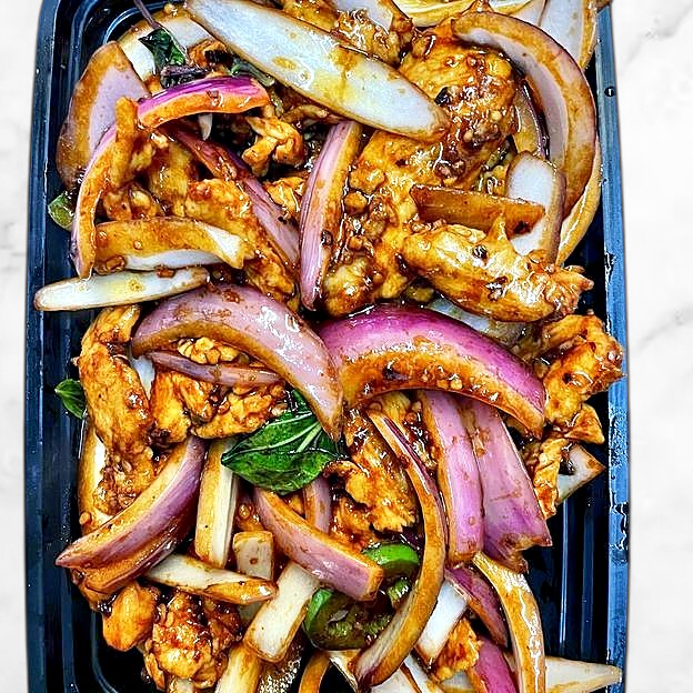 Best E14 香草鸡 Basil Chicken in South San Francisco, CA