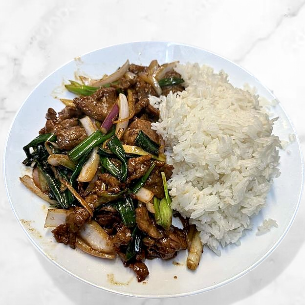 Best 姜葱牛肉 / Ginger And Onion Beef in South San Francisco, CA