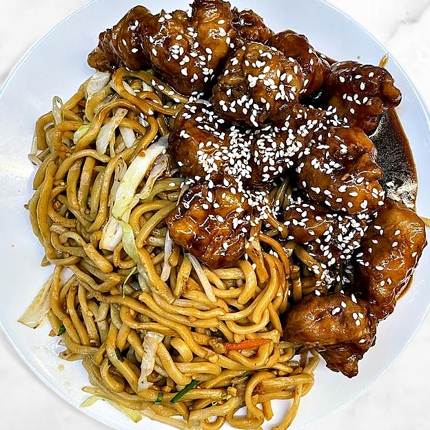 Best 芝麻雞 / Sesame Chicken in South San Francisco, CA