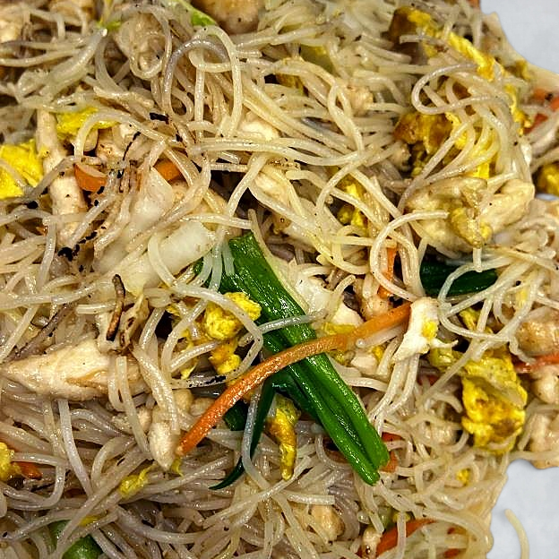 Best Chicken Mi-Fun (L) in Hanover, MD