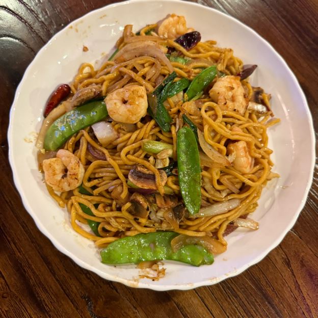 Best Shrimp Lo Mein in Bloomingdale, IL