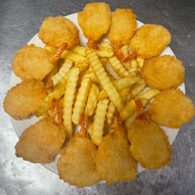 Best 炸小虾 Fried Baby Shrimp (12) in Waterloo, IA