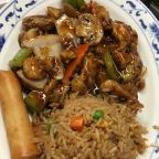 Best Chicken in Garlic Sauce in Lynnwood, WA