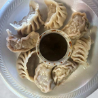 水饺 Steamed Dumpling (8)