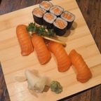 Best Salmon Sushi Platter Lunch Special in Brooklyn, NY