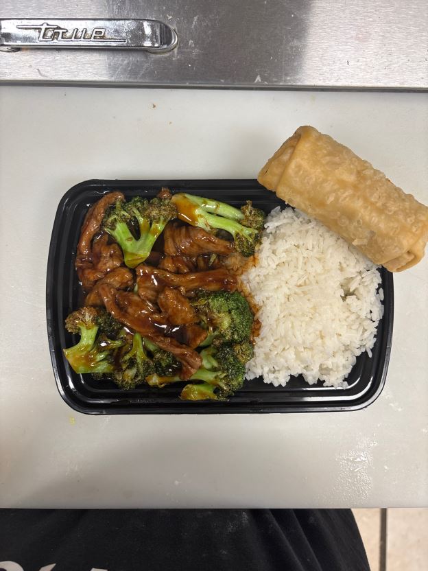 Best L8 Beef with Broccoli (Dinner Special晚餐) 芥兰牛 in Baltimore, MD