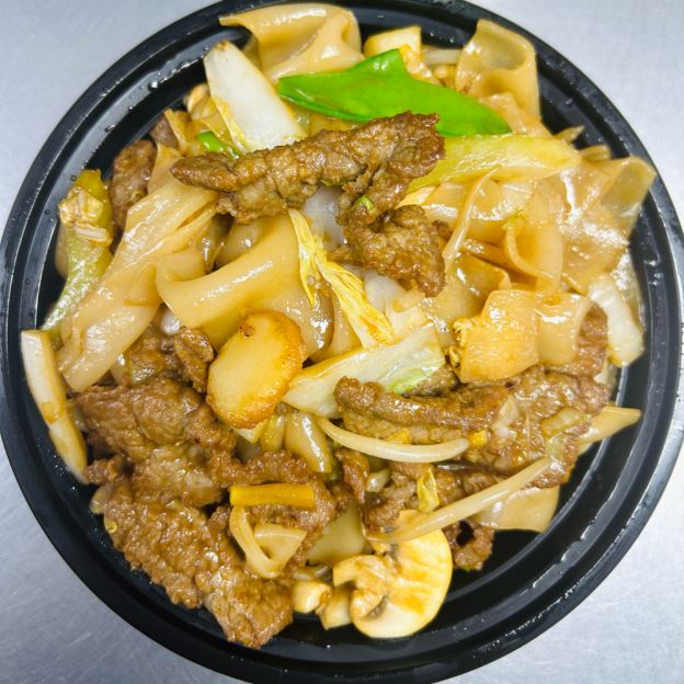 Best Beef Chow Fun in Long Beach, NY