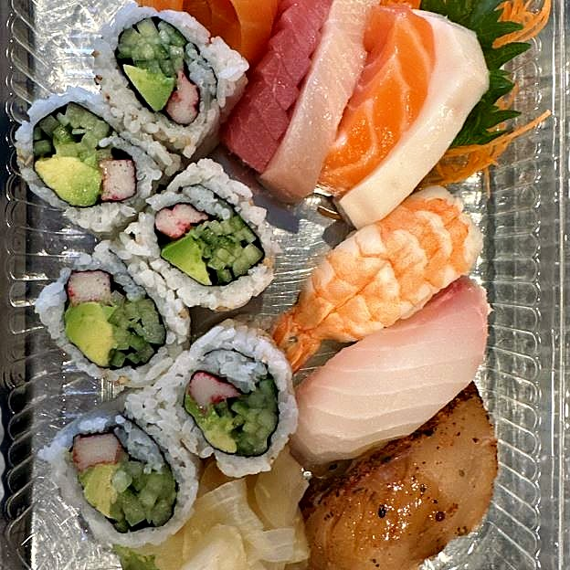 Best Sushi and Sashimi (Lunch Special) in Elmwood Park, IL