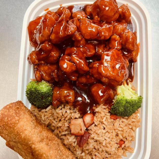 Best General Tso's Chicken 左宗鸡 in Greenville, SC