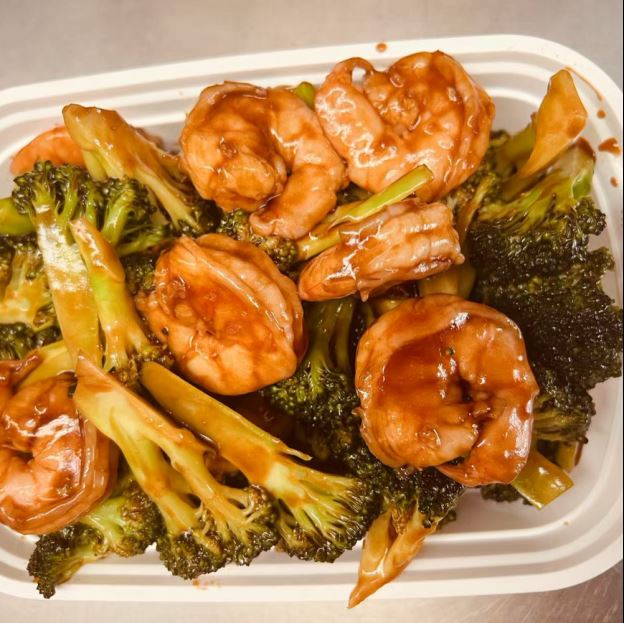 Best Shrimp with Broccoli芥兰虾 in Greenville, SC