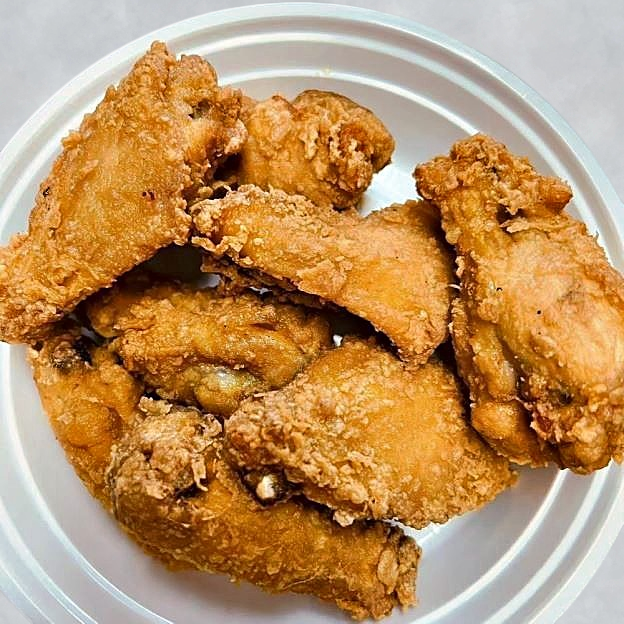 Best Fried Chicken Wing (8)炸鸡翅 in Greenville, SC