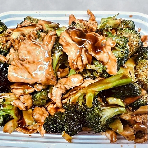 Best Chicken with Broccoli芥兰鸡 in Greenville, SC