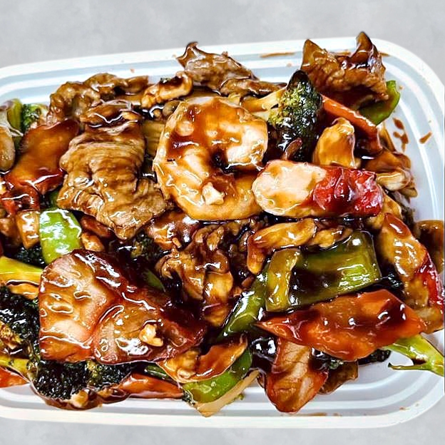 Best Happy Family全家福 in Greenville, SC