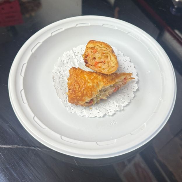 Best Roast Pork Egg Roll (ea.) 肉卷 in Pine Brook, NJ