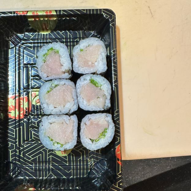 Best Yellowtail Scallion Roll in Stratford, CT