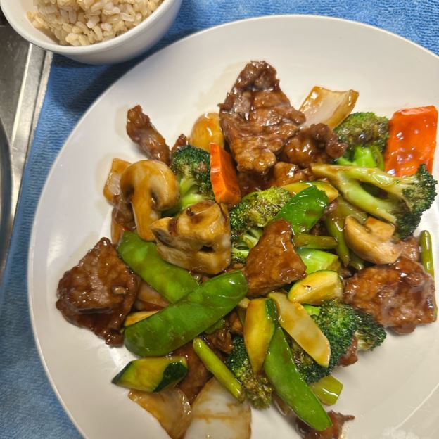 Best Beef with Mixed Vegetables in Stratford, CT