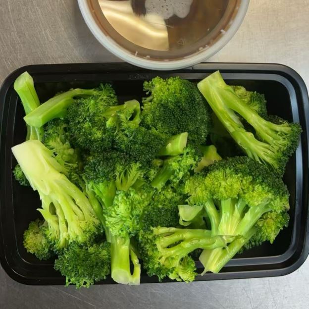 Best Steamed Broccoli  水煮芥兰 in Woodbridge, VA