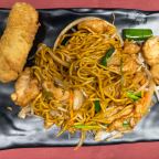 Best Chicken Lo Mein (Lunch) in Highwood, IL