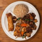 Best L20. Shrimp, Beef and Chicken in Black Pepper Style Lunch Special in Sugar Land, TX
