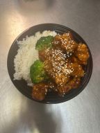 Best Sesame Chicken (Lunch) in Roseland, NJ
