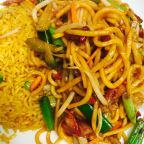 Best Roast Pork Lo Mein (Lunch)猪肉捞面 in Leland, NC