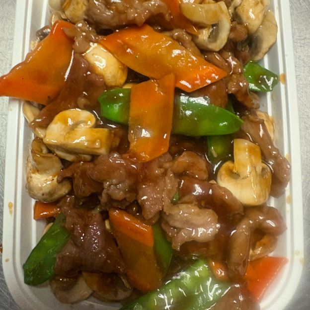 Best 71. Beef with Mushrooms in Grandville, MI