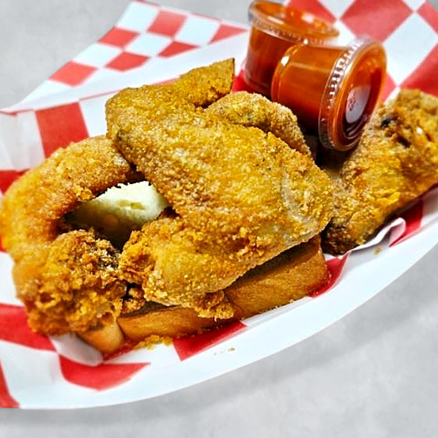 Best Whole Wing Appetizer(4 pcs) in Marietta, GA