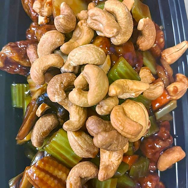 Best Chicken with Cashew Nuts in Fairview, NJ