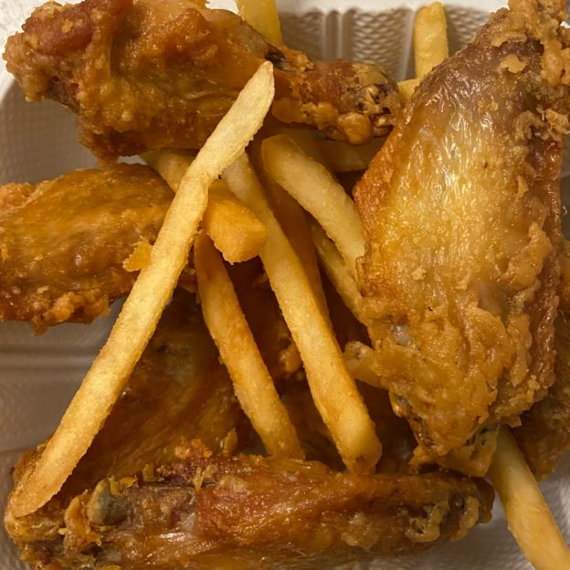 Best Wings (w. Free Fries) in Aliquippa, PA