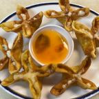 Best Crab Rangoon (6) in Strongsville, OH