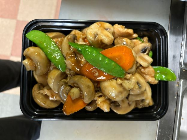Best Moo Goo Gai Pan in Pampa, TX