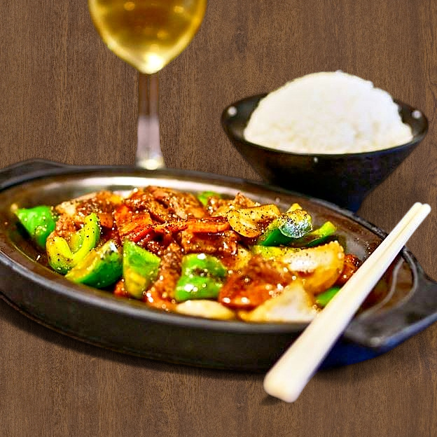 Best Black Pepper Beef in Sizzling Platter in Denver, CO