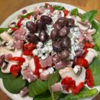 Best Spinach Salad in Seattle, WA