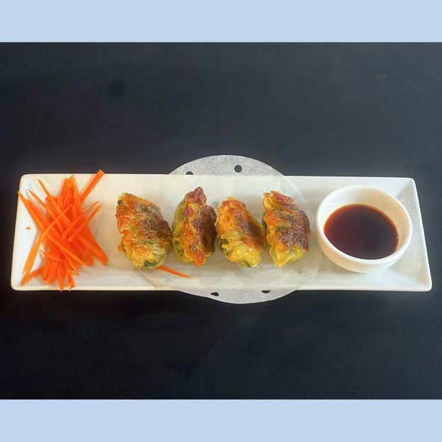 Best Pan-fried Shrimp & Chives Dumpling (4pcs) in New York, NY