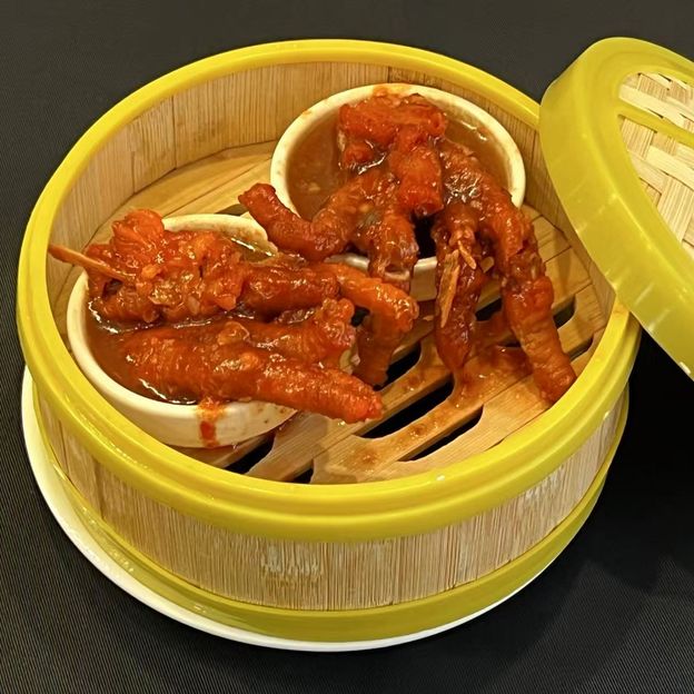Best Steamed Chicken Feet in Supreme Sauce (6pcs) in New York, NY