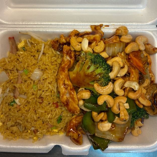 Best Chicken With Cashew Nuts  in Orlando, FL
