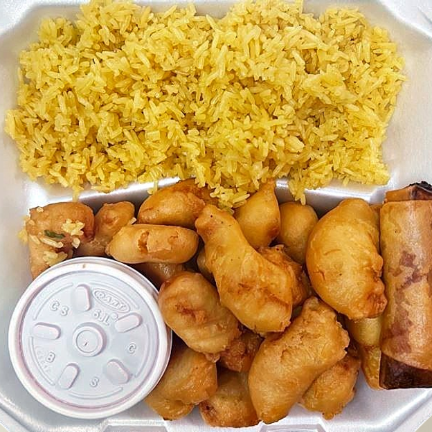 Best Sweet & Sour Chicken (Combo Platter) in Wichita, KS