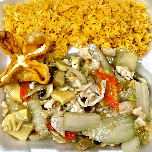 Best Moo Goo Gai Pan (Combo Platter) in Wichita, KS