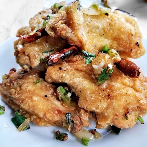 Best Crispy Chicken Wings (6) in Fort Collins, CO