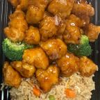 Best L17. General Tso's Chicken in Grove City, OH
