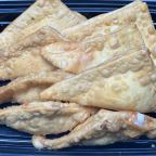 Best Crab Cheese Wonton芝士云吞 8 pcs in Levittown, NY