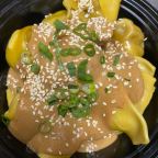 Best Wonton w. Peanut Butter Sauce芝麻云吞 10 pcs in Levittown, NY