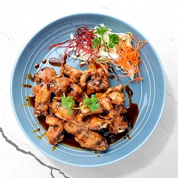 Best Hot Wings (10 pcs) in West Hills, CA