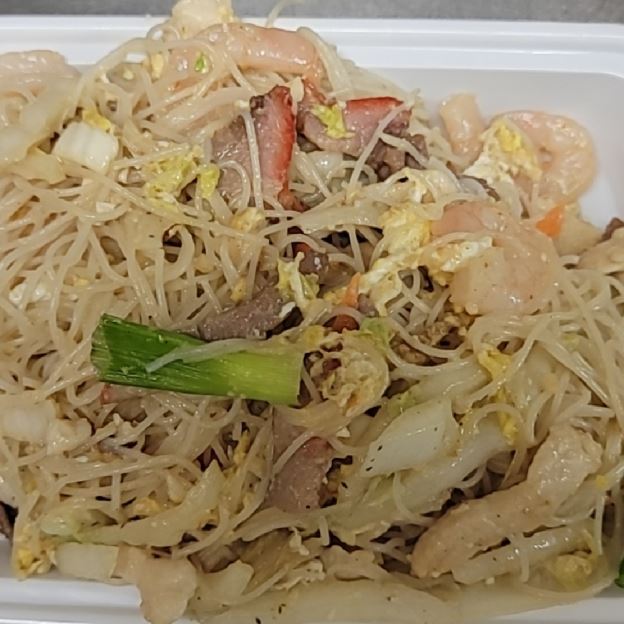Best House Special Mei Fun(Contains shrimp) in Erie, PA