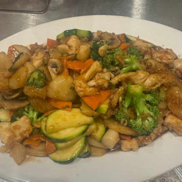 Best Seafood "Happy Family" in Rancho Santa Margarita, CA