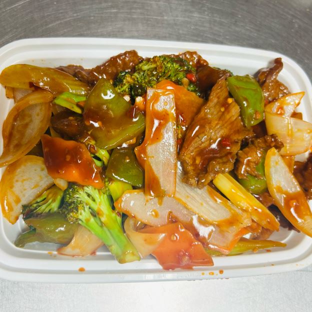 Best Beef w. Garlic Sauce in Deltona, FL