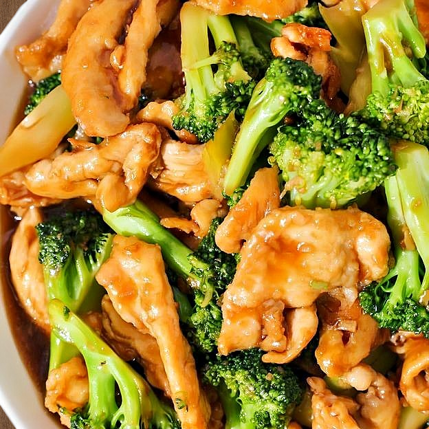 Best Chicken w. Broccoli / 芥兰鸡 in Atlanta, GA
