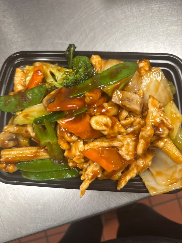 Best 69. Chicken with Mixed Vegetable杂菜鸡 in Southport, NC